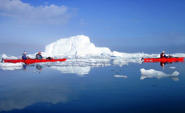 El manto de hielo de Groenlandia amenaza con su desaparición. / twiga269 FEMEN.