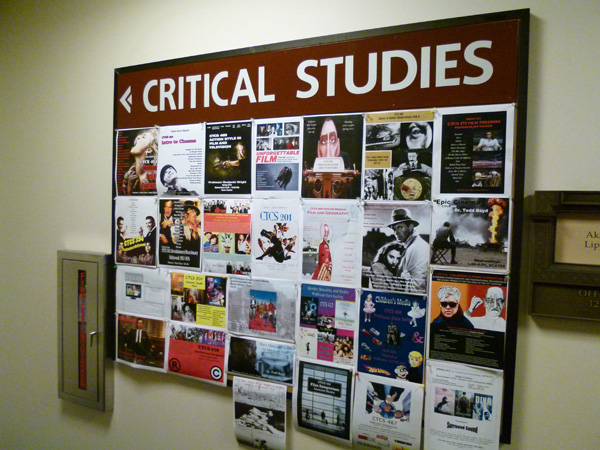 Critical Studies Department de la University of Southern California