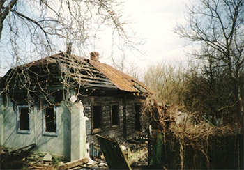 Casa abandonada en los alrededores de la central de Chernóbil. / Slawojar. 