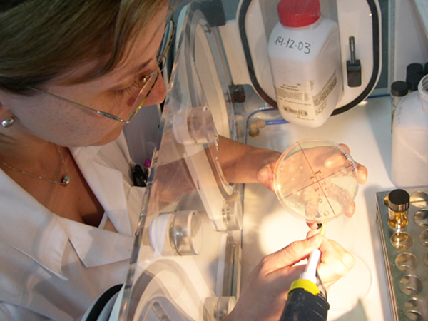 Pruebas en el  laboratorio de Probisearch. / Probisearch.