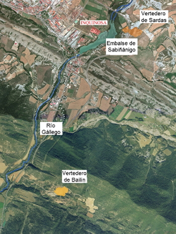 Figura 3. Situación de la fábrica de lindano y vertederos contaminados por residuos de la fabricación de lindano en Sabiñánigo, Huesca