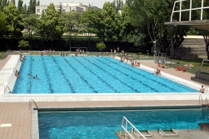 Galería de imágenes del edificio piscina verano