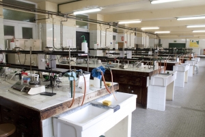 Laboratorio integrado de experimentación química 1