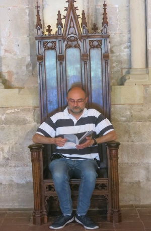 La pasión de leer en un claustro medieval