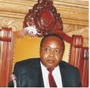 Thimothée Tabapssi (Embajador de Camerún y Ministro Plenipotenciario)