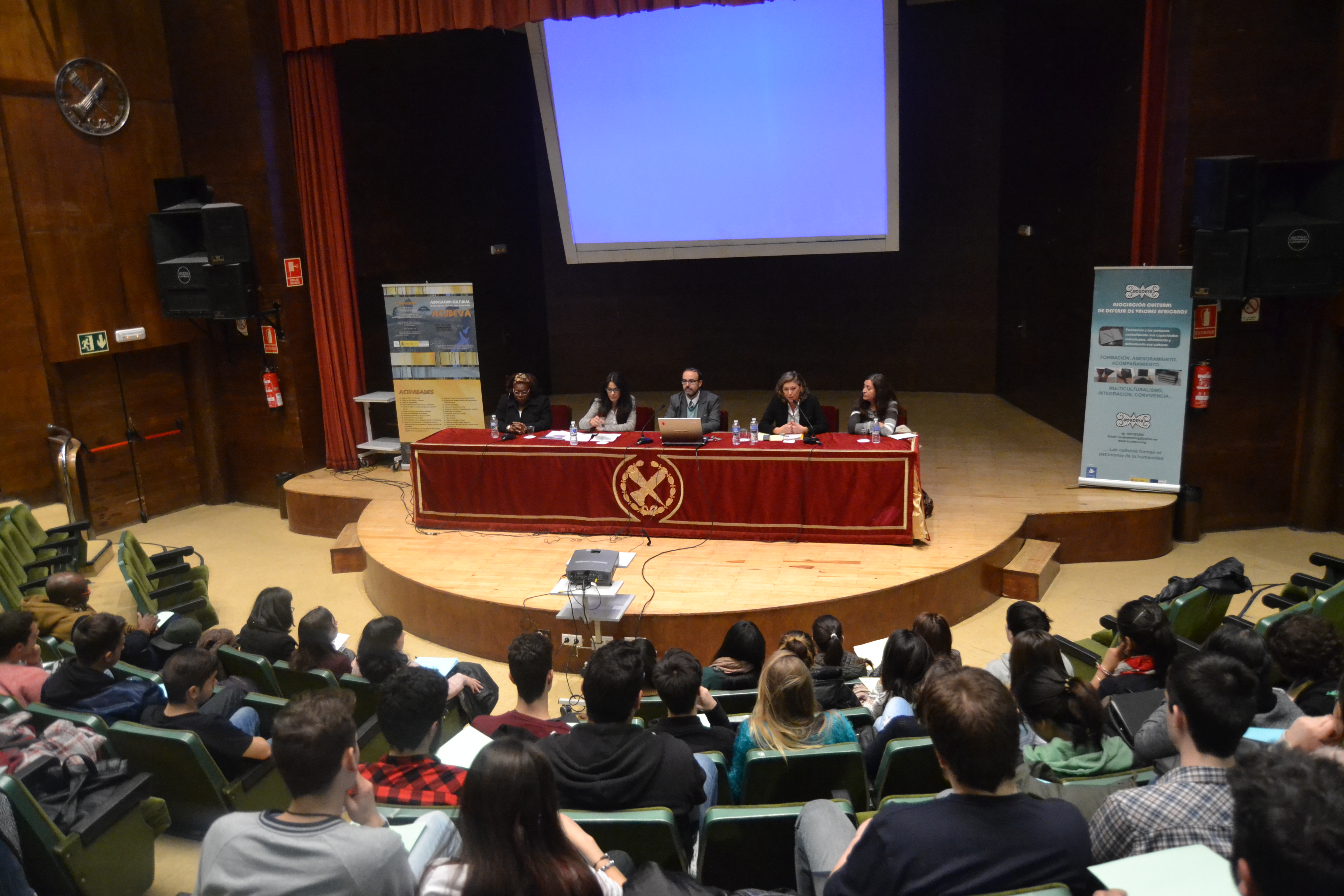 Eugenio Luján (Decano de la Facultad de Filología UCM)