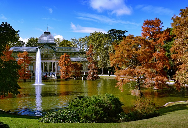 El parque de El Retiro es el pulmón verde de Madrid y un punto turístico.  / Jocelyn Erskine- Kellie. 