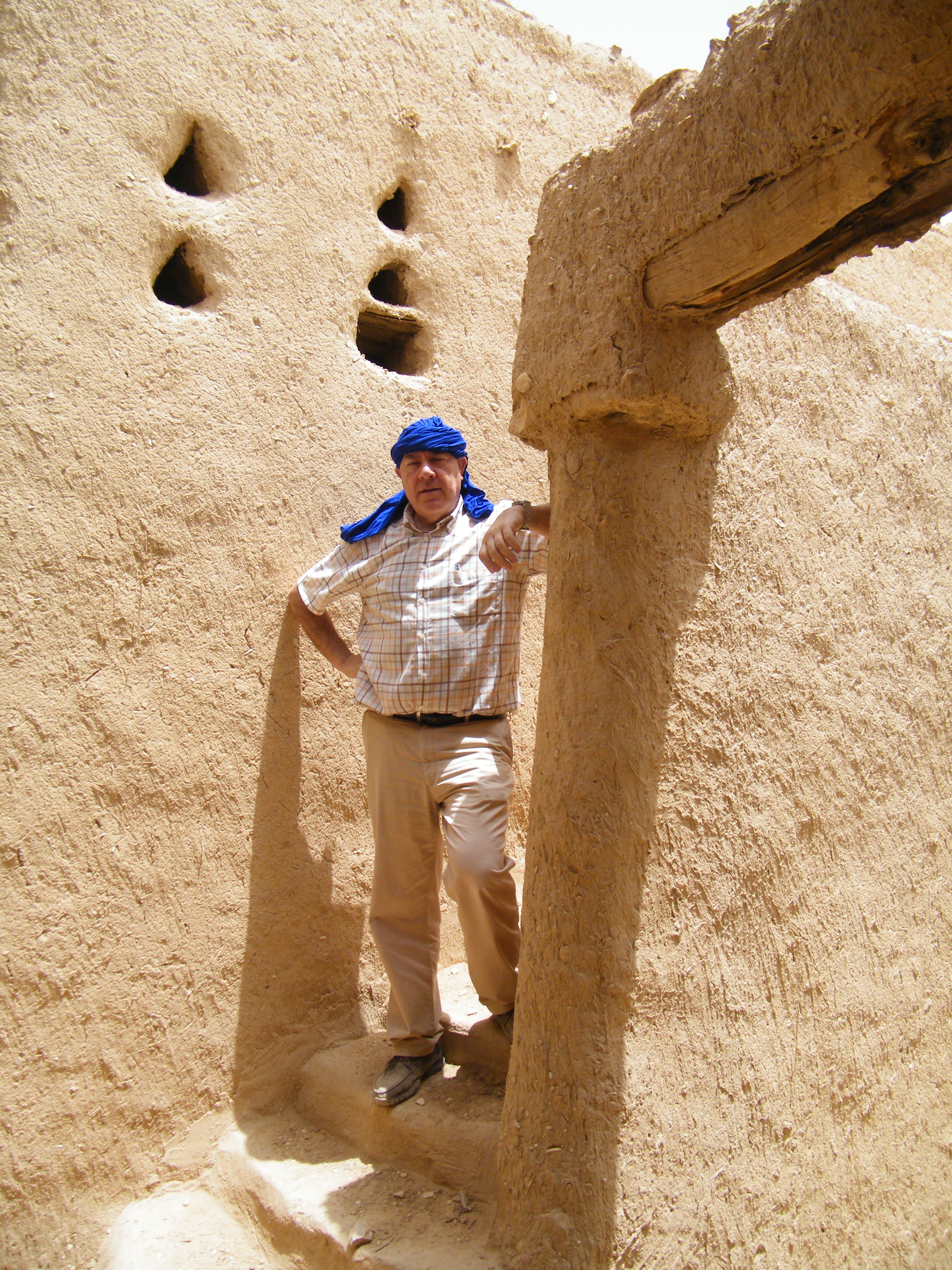 Intervención arqueológica en el Barrio de Samhane. Ad-Dariya (Riad. Arabia Saudí). 2012