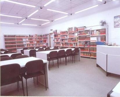 Biblioteca de la E. U.