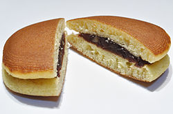 Dorayaki - bollito con pasta dulce de judías pintas (anko)