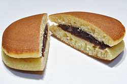 Dorayaki - bollito con pasta dulce de judías pintas (anko)