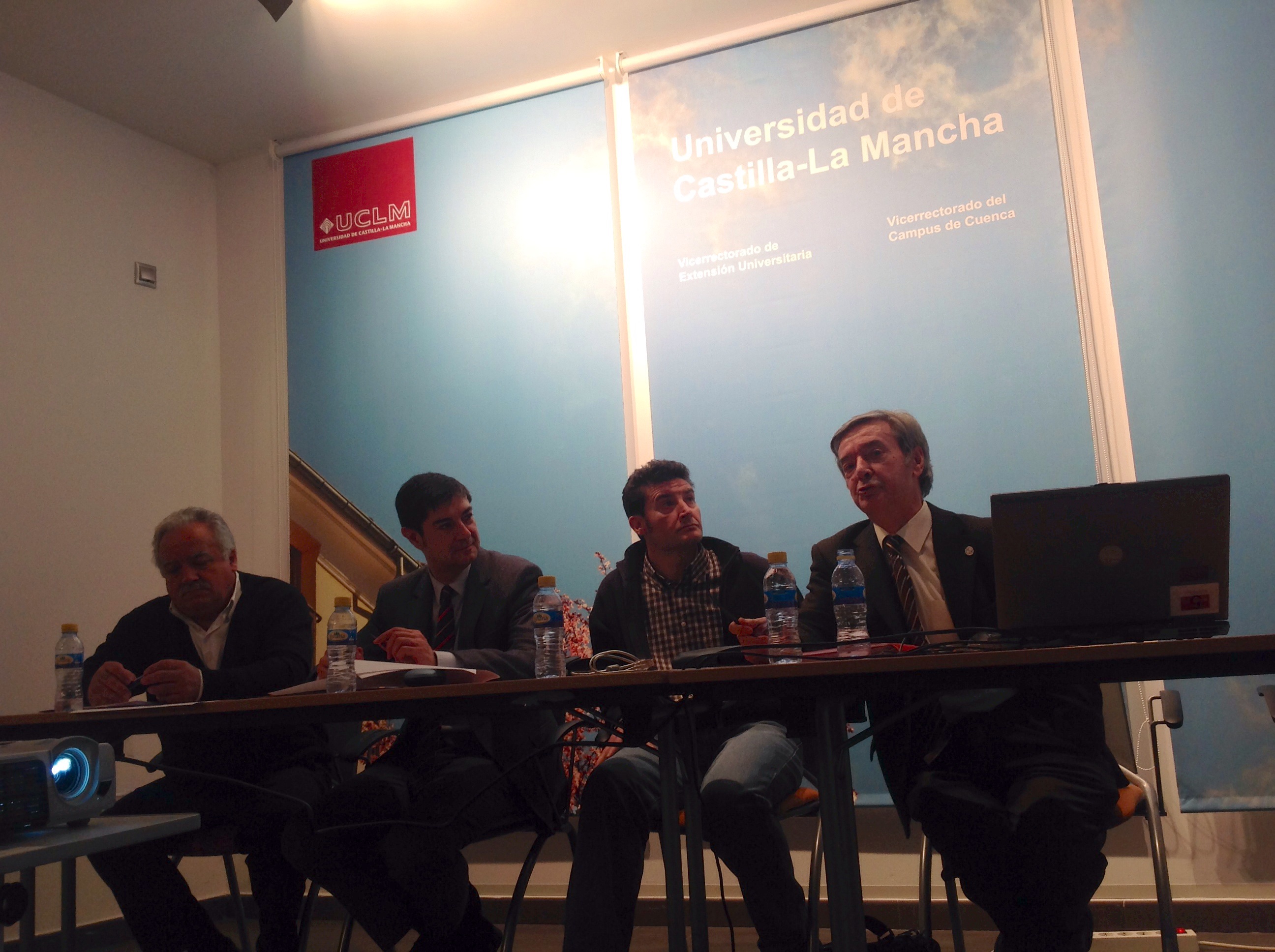 Seminario sobre Intervenciones en ciudades con Conjuntos Históricos en Áreas de influencia metropolitana celebrado en Cuenca