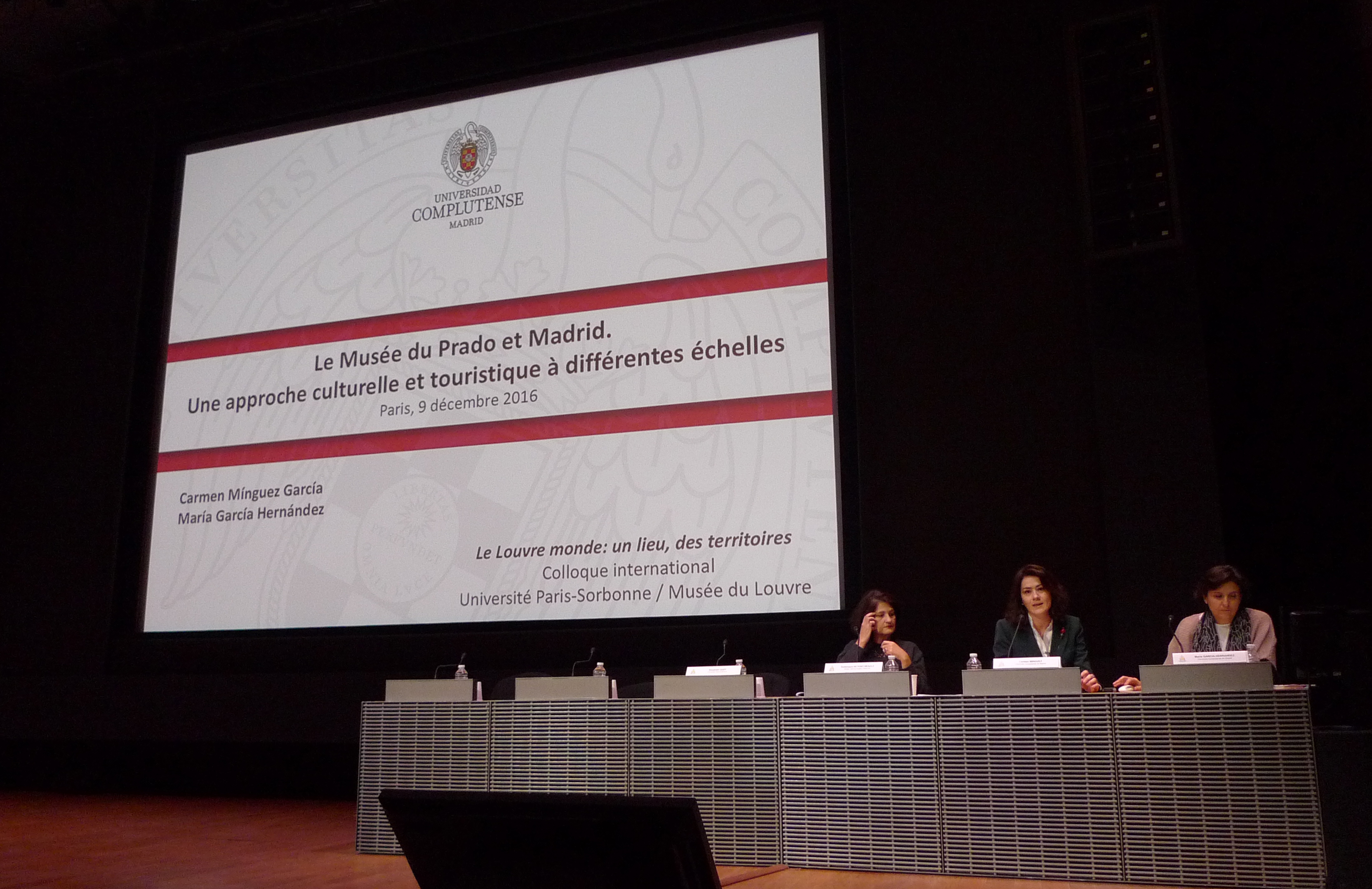 María García y Carmen Mínguez en el Coloquio Internacional