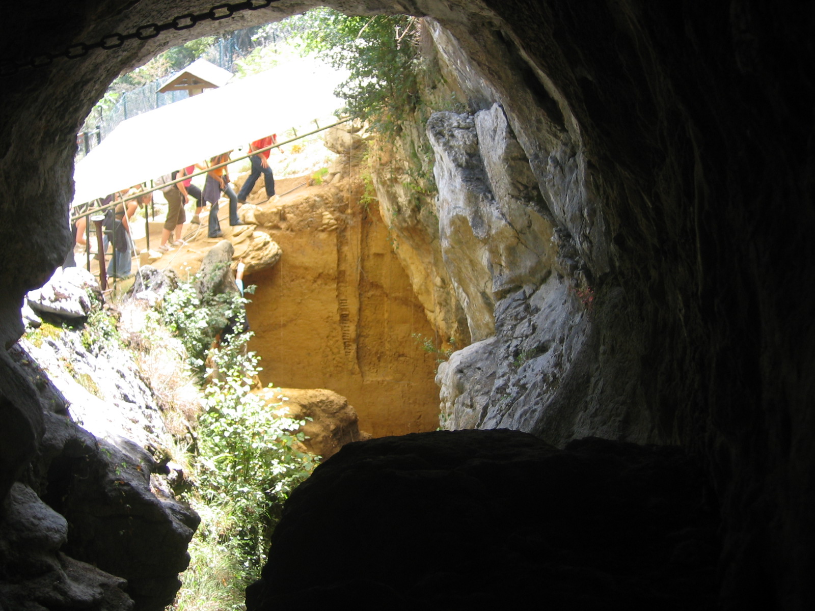 Cueva de Lezetxiki