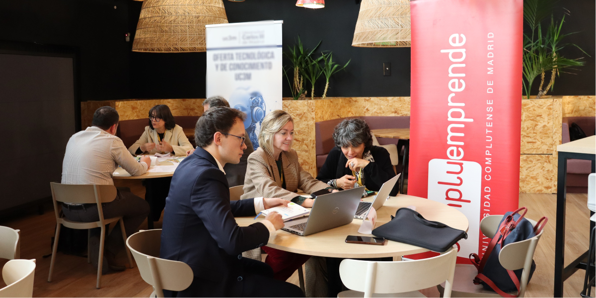 Compluemprende en Madrid Open Innovation Group 