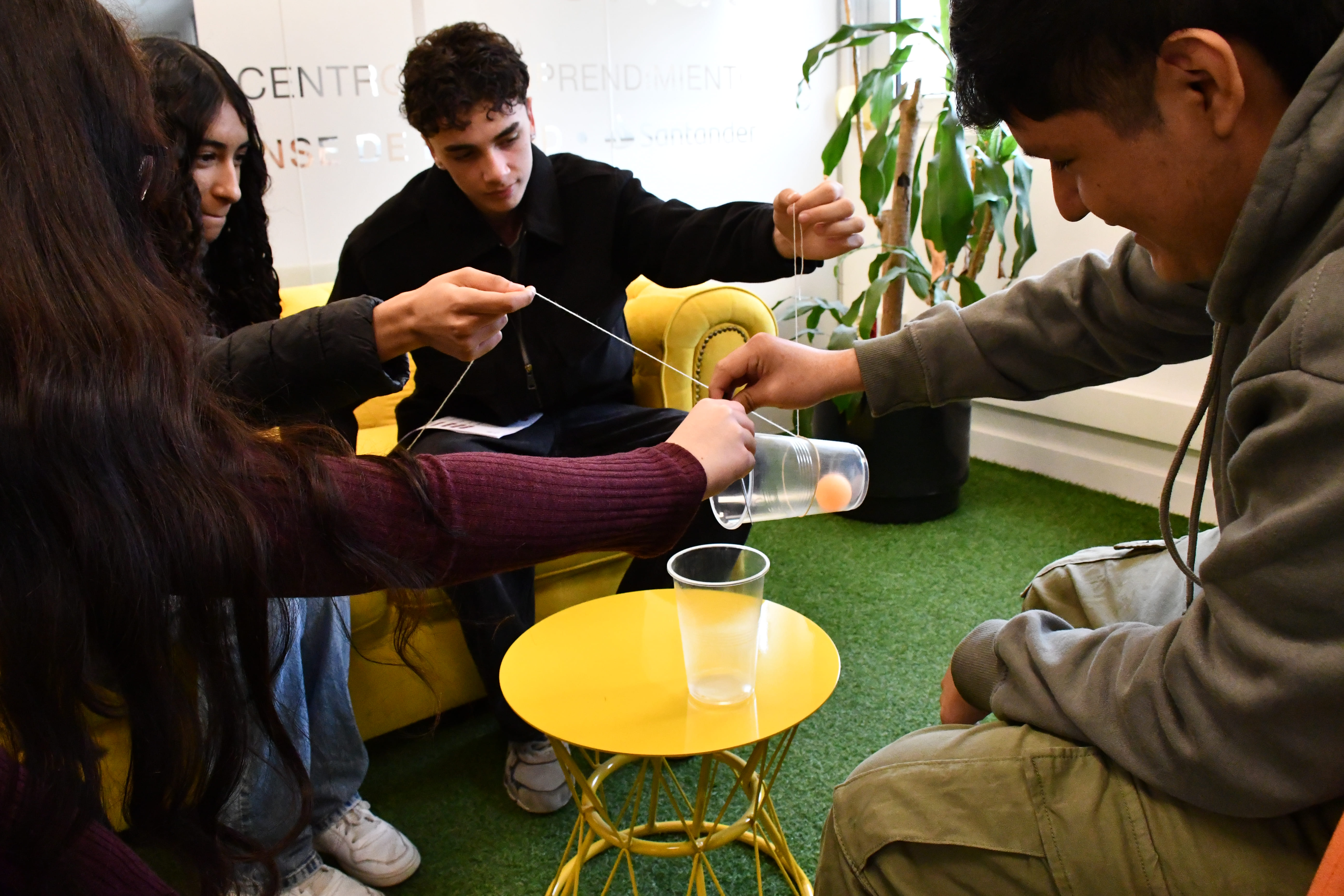 Compluemprende ha abierto sus puertas al alumnado del programa 4.º ESO + Empresa del curso académico 2025/26 - 4