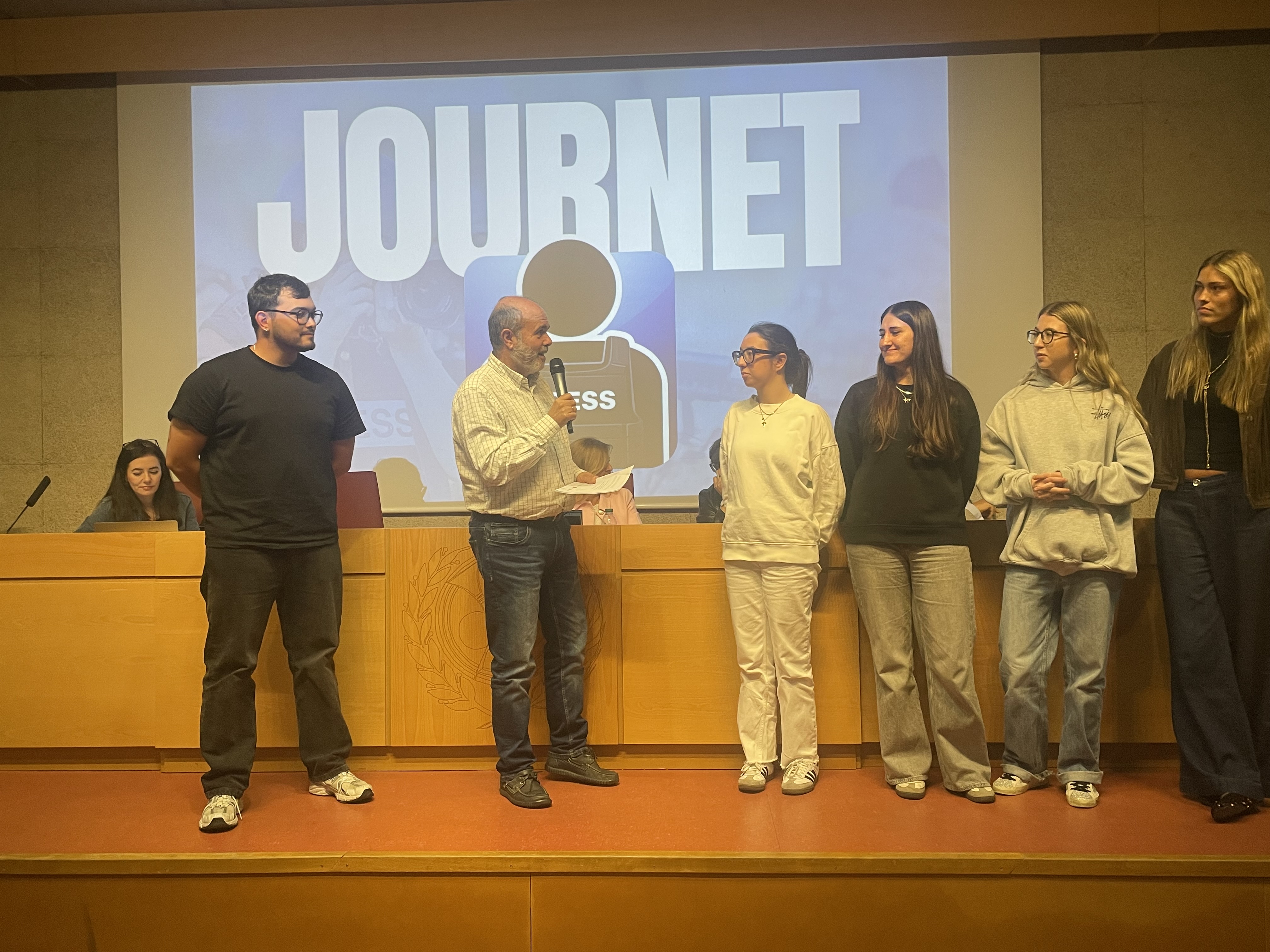 “II Concurso de pitch en 3 minutos de equipos con Proyectos de Innovación y Emprendimiento en Periodismo”