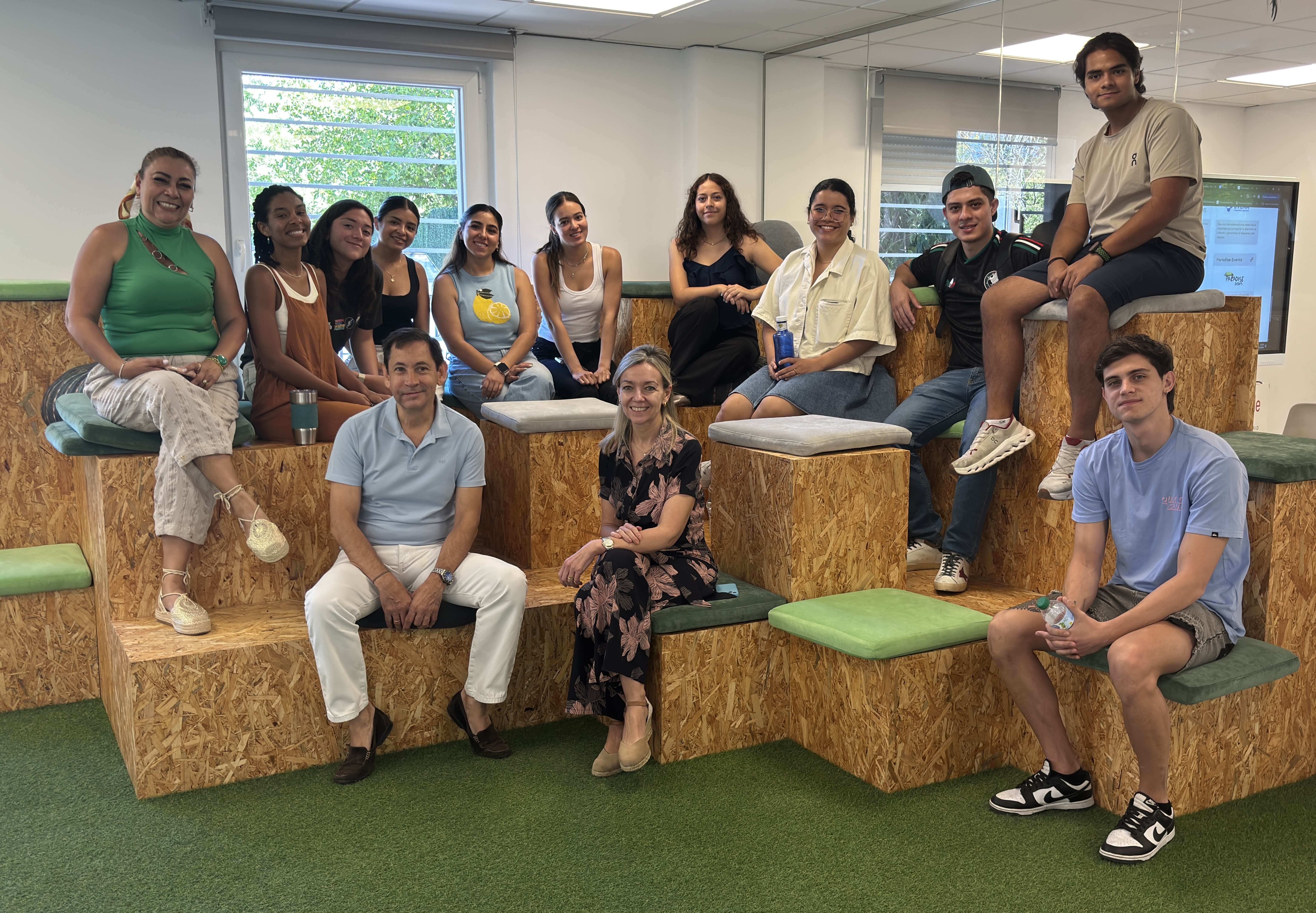 Visita del curso "Creación y desarrollo de pequeñas empresas" de la Escuela Complutense de Verano 2026 