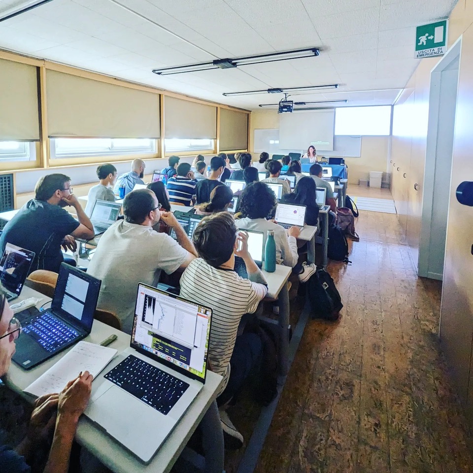 Miembros del GFN participaron en el taller de análisis de experimento con la matriz de última generación de detección de rayos gamma, AGATA.