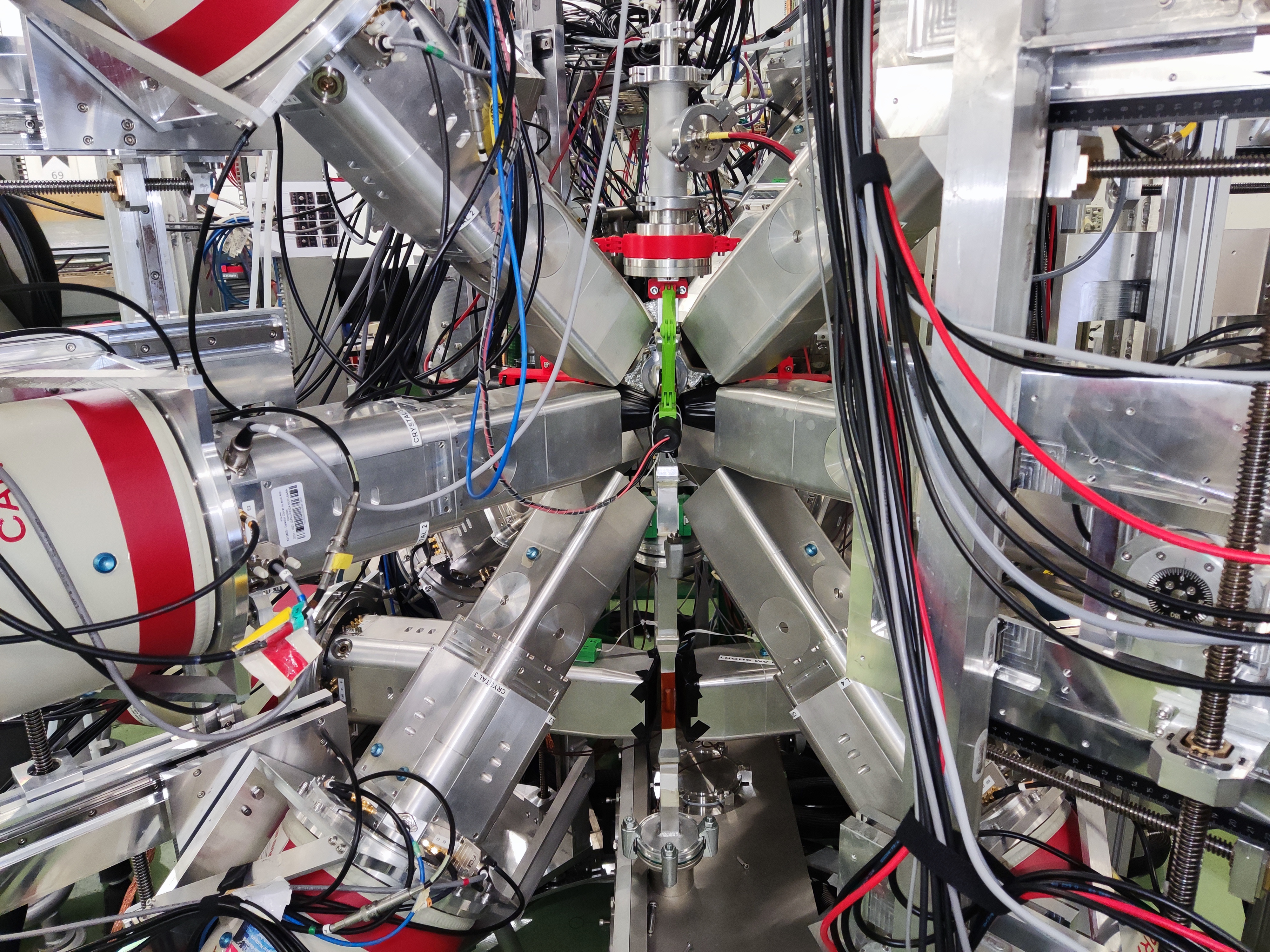 Miembros del Grupo de Física Nuclear lideran experimentos de decaimiento beta en ISOLDE durante la campaña experimental del CERN
