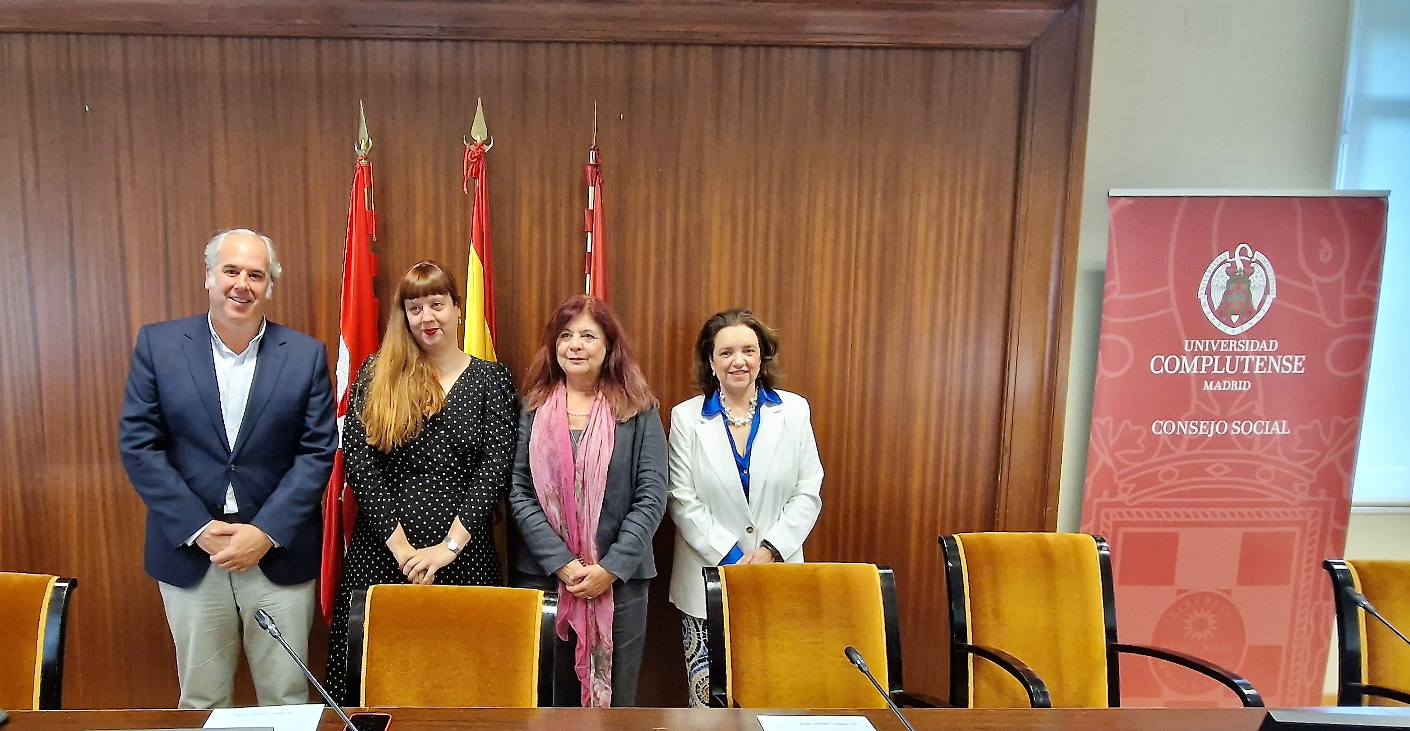 ACTO DE ENTREGA II PREMIO MEJOR TESIS DOCTORAL DE FEMINISMO Y/O GÉNERO DE LA UCM