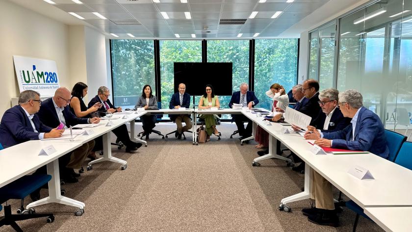 La Comunidad de Madrid reconoce la labor de los Consejos Sociales de las seis universidades públicas