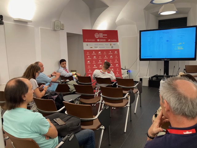 Un grupo de expertos en blockchain debaten sobre “apagar la descentralización para que puedas jugar gratis”