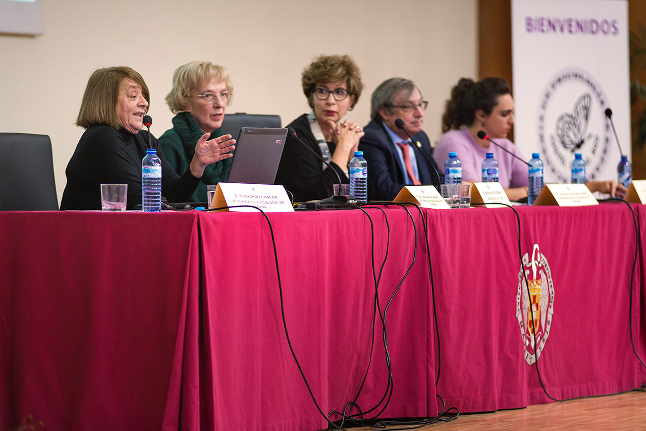 Debate en Psicología sobre familias e infancia, en el Día Universal del Niño