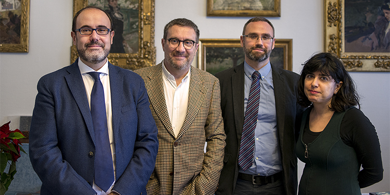 El escritor Luisgé Martín se confiesa ante los estudiantes de Filología