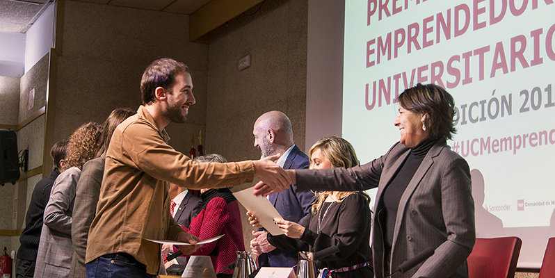 Entregada la IX edición de los Premios Emprendedor Universitario UCM