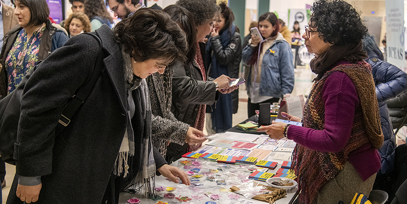 La entrega de los Premios Complutense de Voluntariado 2022 pone el colofón a la II Feria del Voluntariado