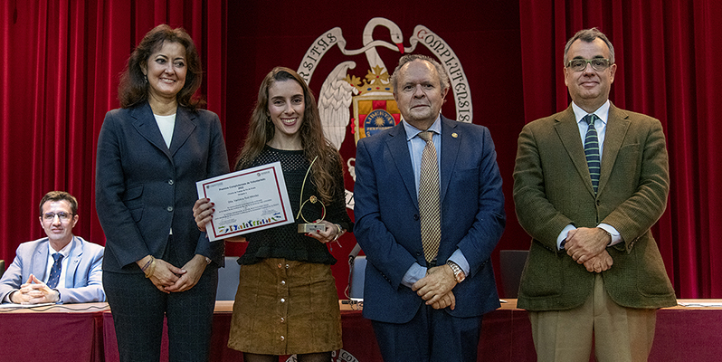 La entrega de los Premios Complutense de Voluntariado 2022 pone el colofón a la II Feria del Voluntariado