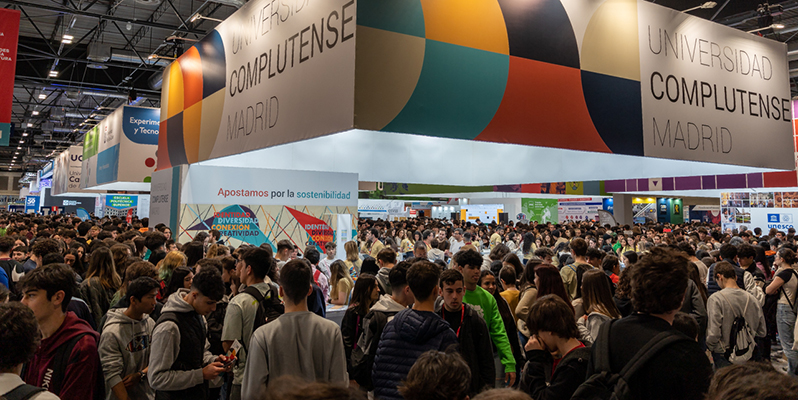 La Complutense, en AULA 2023 con una de las mayores y más completa oferta de estudios de España. Visítanos en los stands 7D01 y 5C05