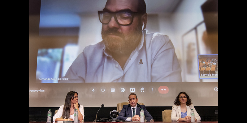 La IA y su beneficio en la docencia, la investigación y en el desempeño profesional