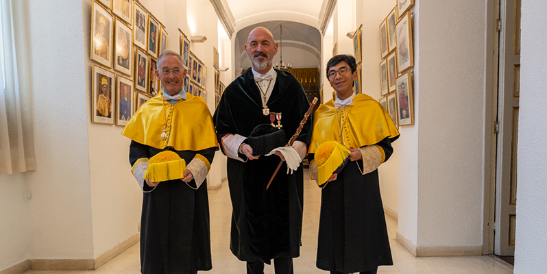 Ángel Carracedo y Eng Lo, nuevos doctores honoris causa por la Universidad Complutense