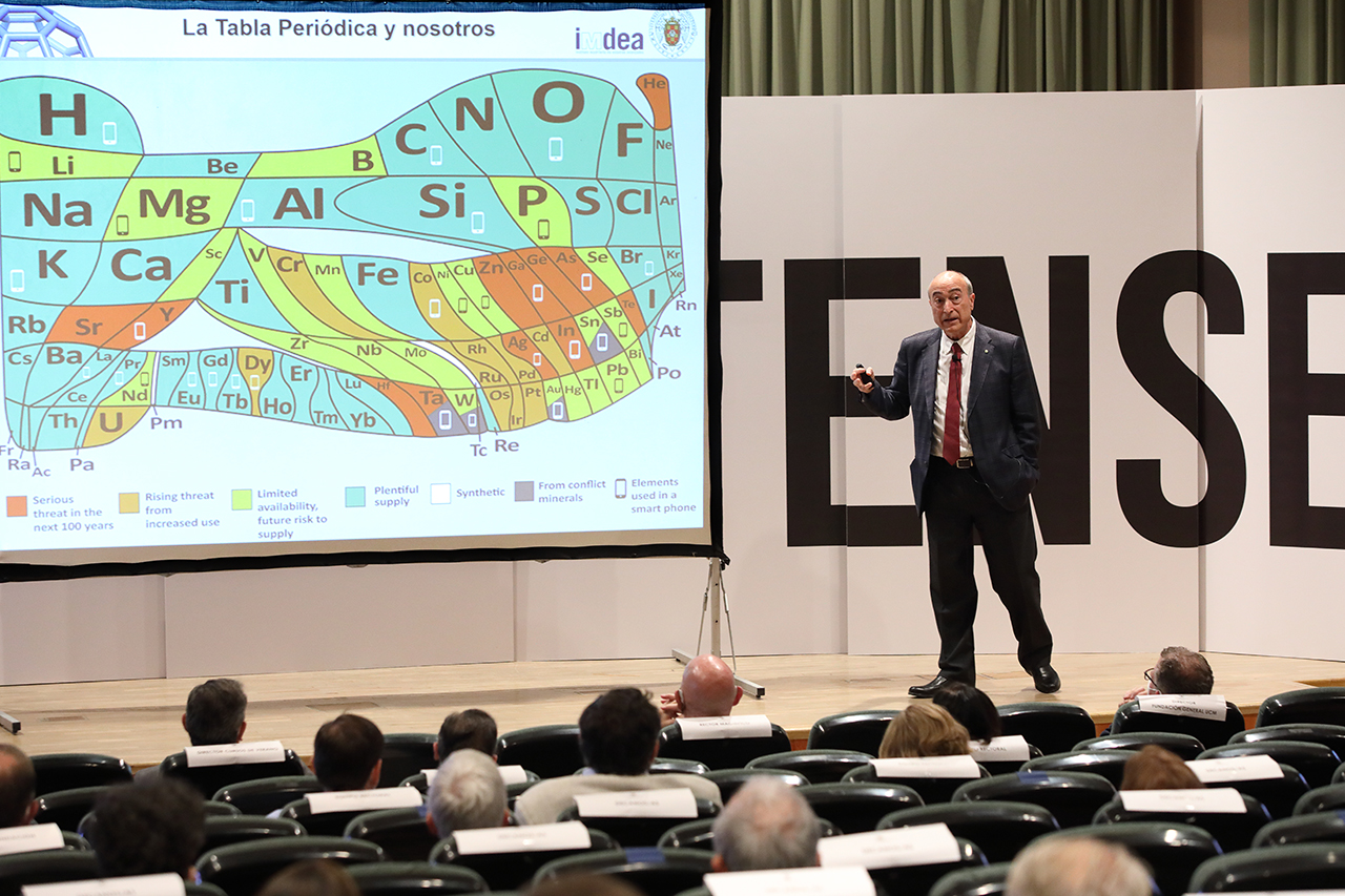 La ciencia en mayúsculas pone punto y seguido a los Cursos de Verano