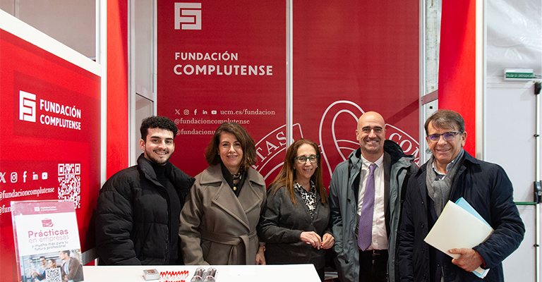 UCMpleo25 reúne a cien empresas que dan a conocer su oferta de empleo y de prácticas a los estudiantes complutenses
