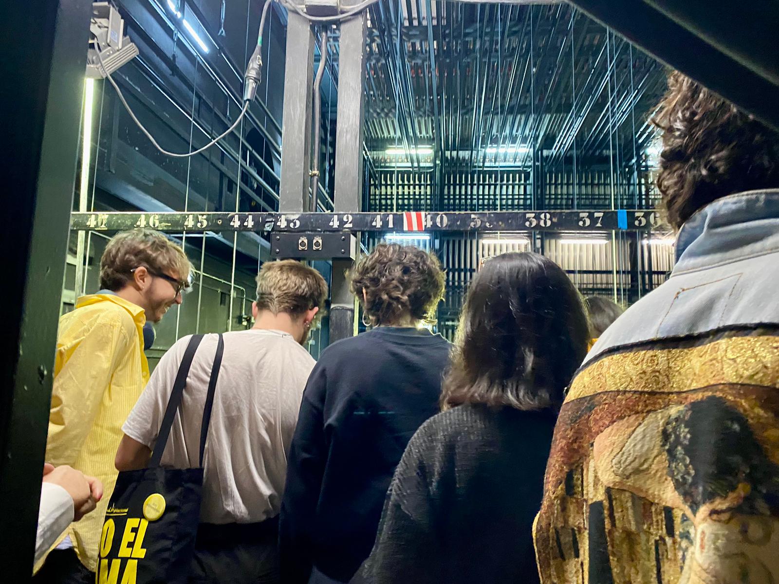 Visita técnica de los estudiantes al Teatro María Guerrero