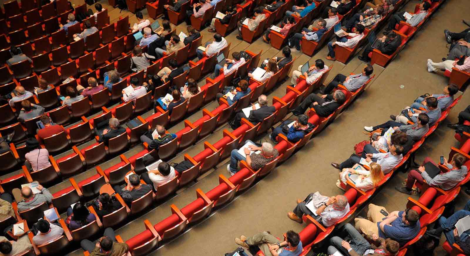 Convocatoria de ayudas para la participación en congresos y movilidad 