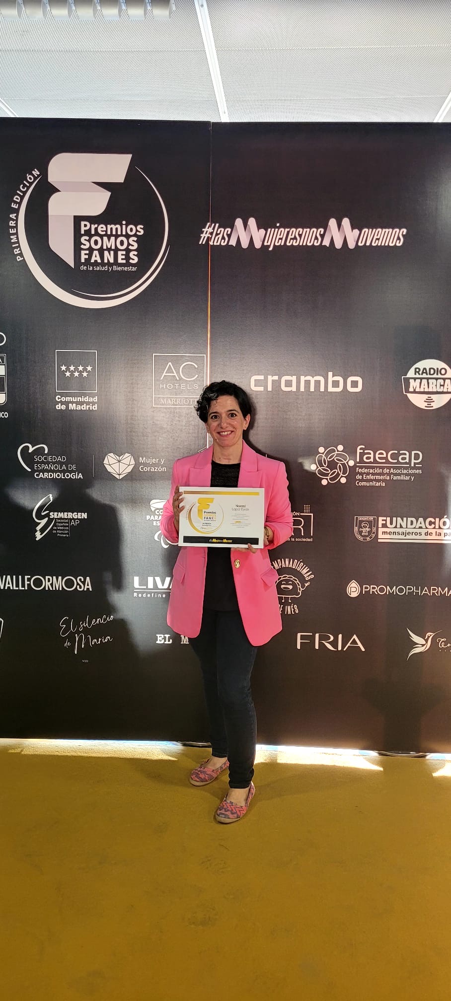 Noemí López galardonada como finalista en los Premios #SomosFanes