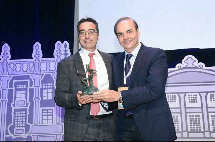  Prof. Julián García Feijoo Premio Castroviejo 2025