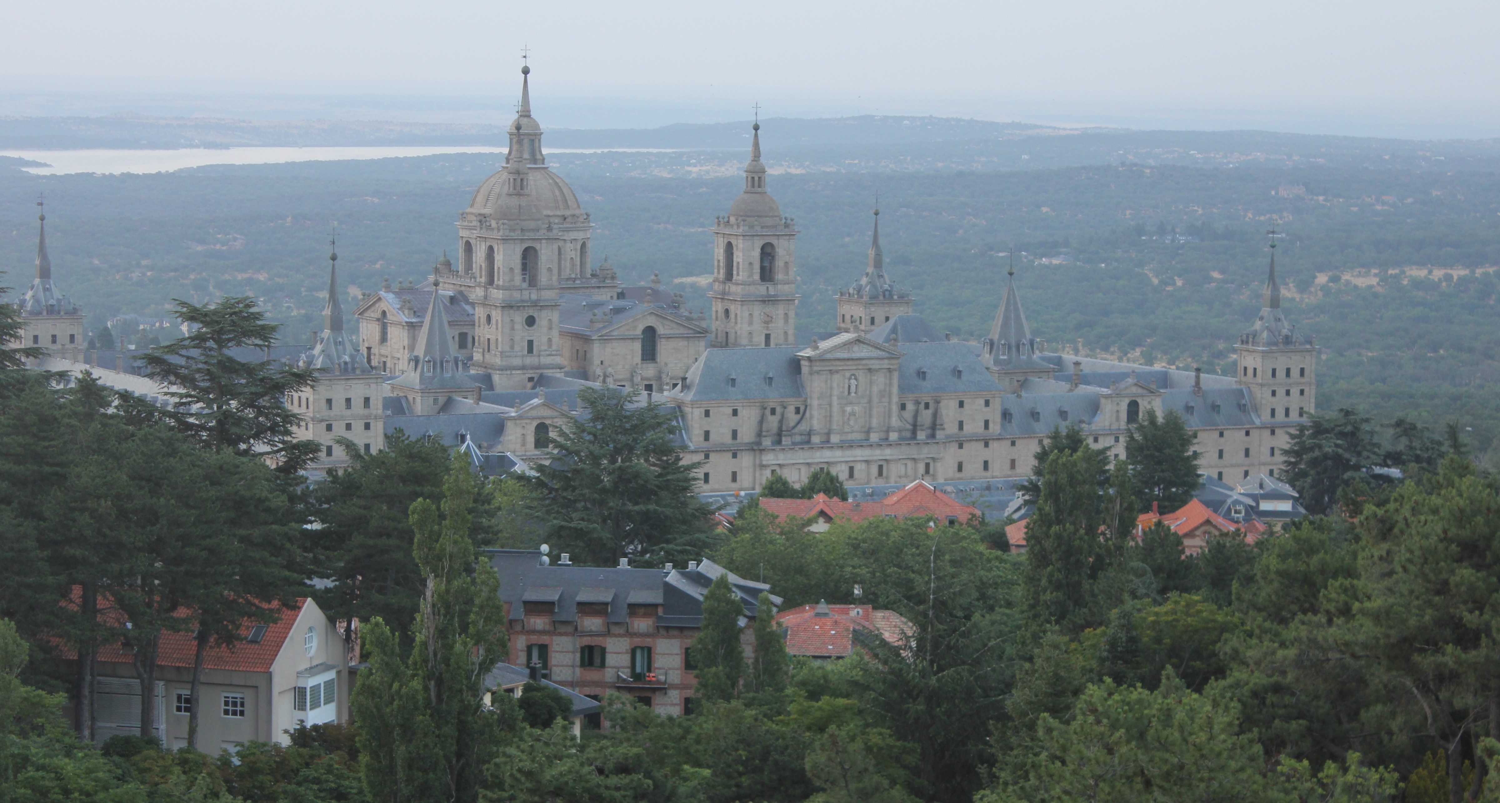 La programación de 2020 oferta sesenta cursos en San Lorenzo de El Escorial