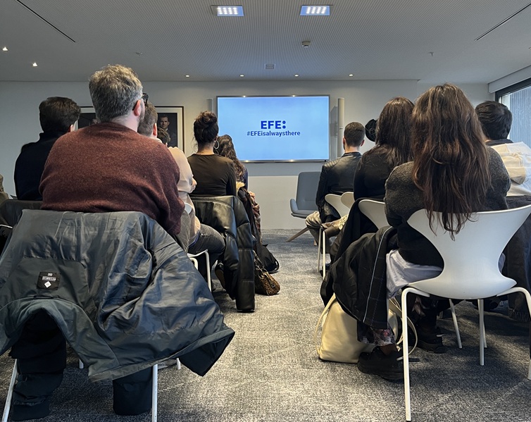 Actividades del Máster en el curso 2025-26: visita de los alumnos a la Agencia EFE (29 de enero de 2026)