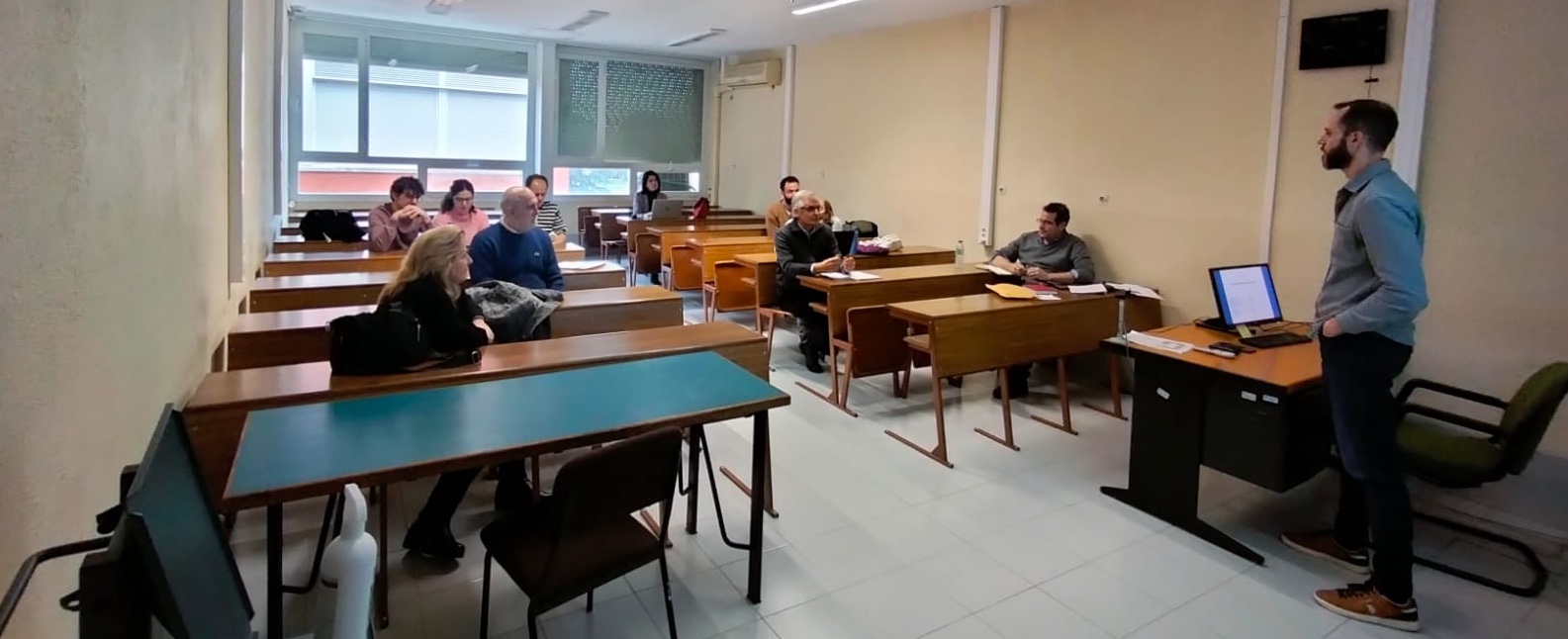 Seminario "Desarrollo urbano y globalización: aproximaciones a la respuesta de los sectores económicos y los actores de la ciudad en tiempos de crisis"