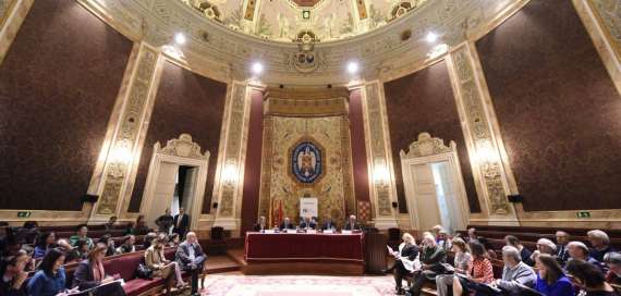 Presentación institucional de la Cátedra CESIN en el paraninfo de la Universidad Complutense