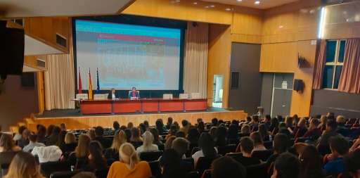 la UCM alberga aprox. 400 estudiantes Erasmus en el Segundo Cuatrimestre de 2020
