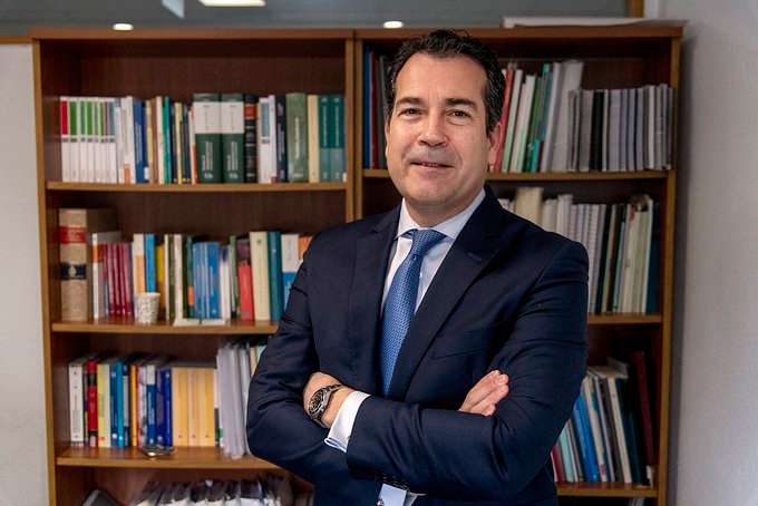 La Comision Europea ha concedido al catedrático de Derecho Financiero y Tributario de la UCM, Fernando Serrano Antón, la Cátedra Jean Monnet European Union Fair Taxation (EU FAIRTAX).
