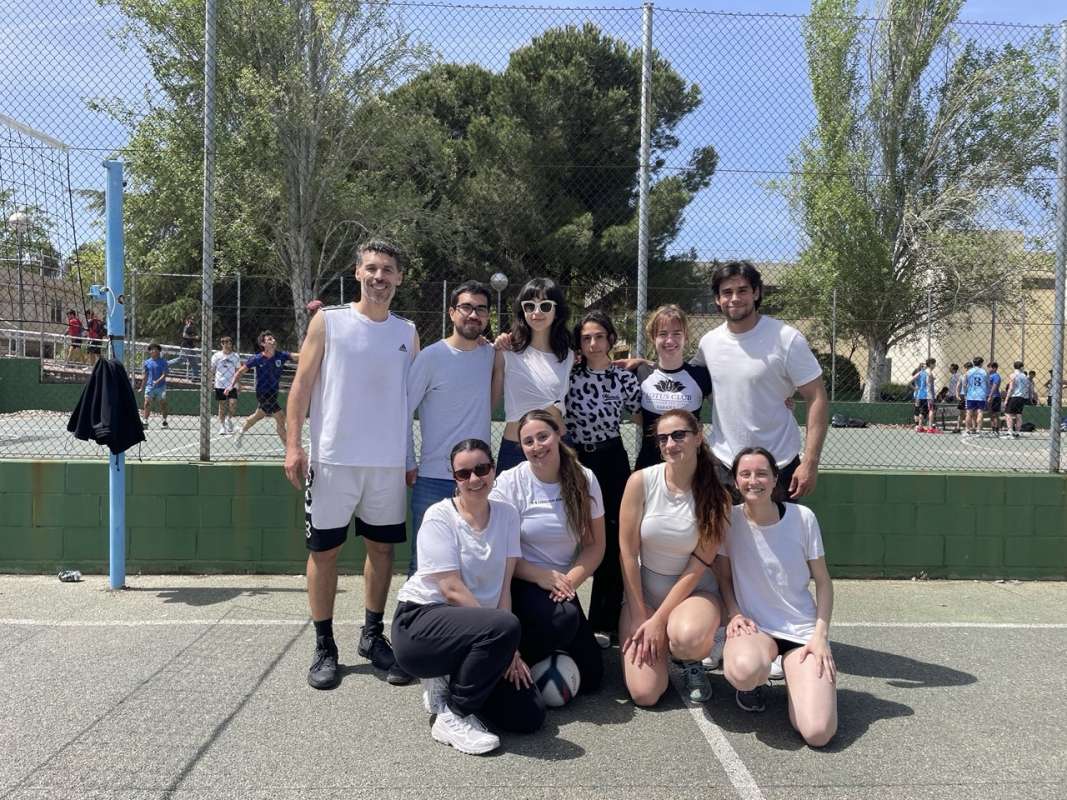 Estudiantes del máster participan en la jornada de deporte y música de la facultad - 2