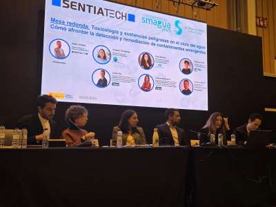 Raffaella Meffe, investigadora de la red ha participado en la mesa redonda en la feria SMAgua de Zaragoza