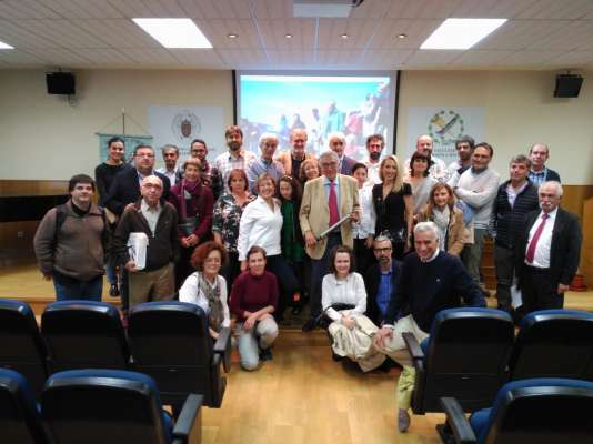 Concedido el Piolet de Honor del GFAM al Dr. Jose María García Ruiz